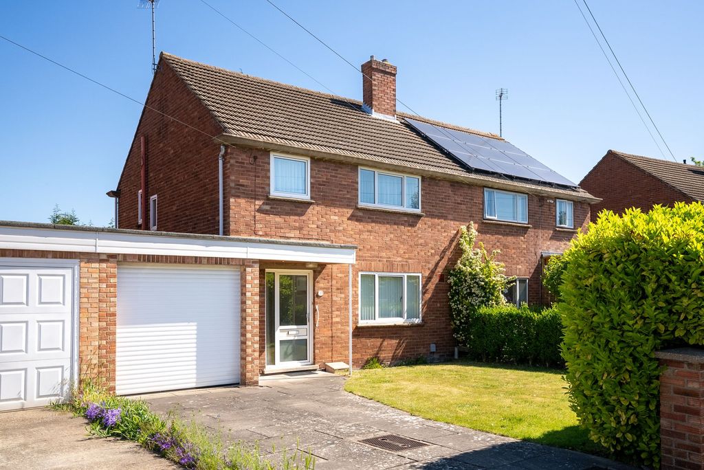 Property photo 1 of 19