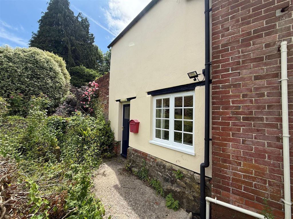 Property photo 1 of 6 13 Fore Street-9.Jpg