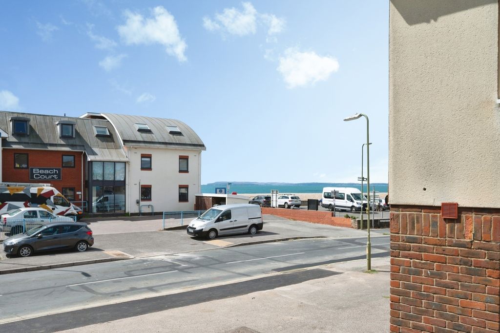 Property photo 2 of 11 Pbox-Img.Jpg
