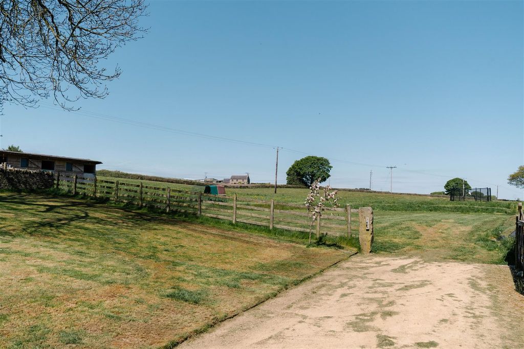 Property photo 2 of 42 Externals-2.Jpg