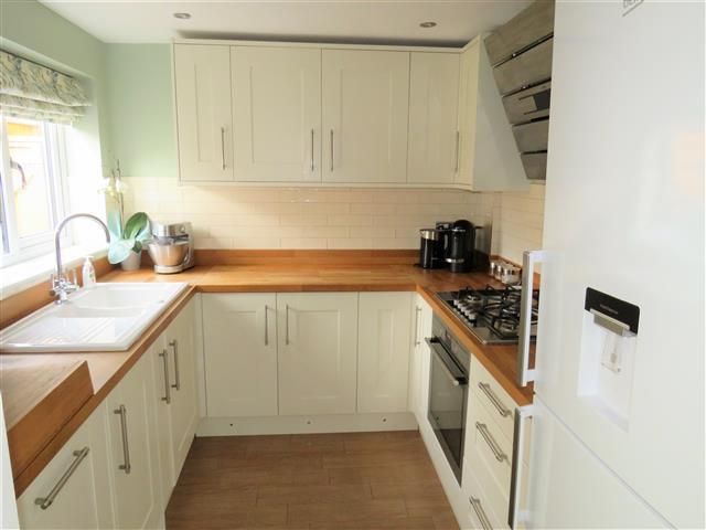 Property photo 3 of 10 Image