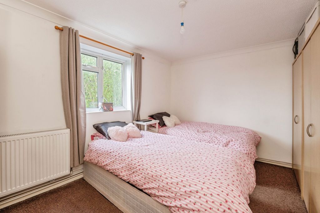 Property photo 2 of 14 Pbox-Img.Jpg