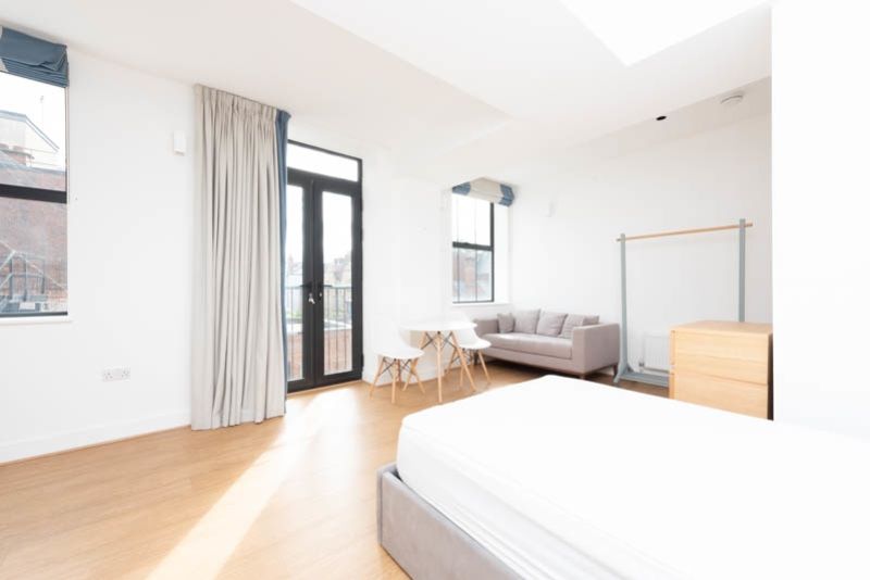 Property photo 1 of 11 Studio Room