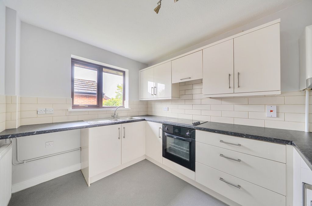Property photo 2 of 19 1463146-1-6A0B022Fd6789