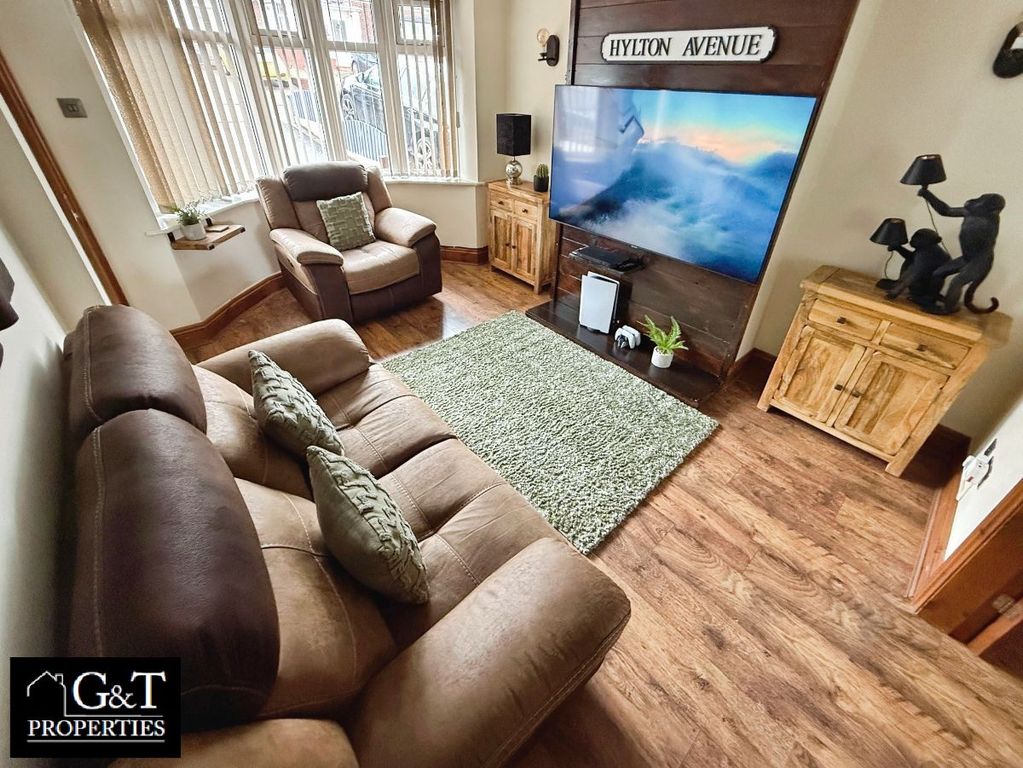 Property photo 3 of 18