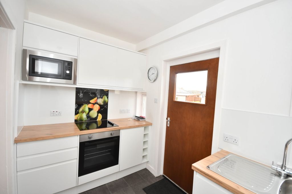 Property photo 3 of 10 Photo