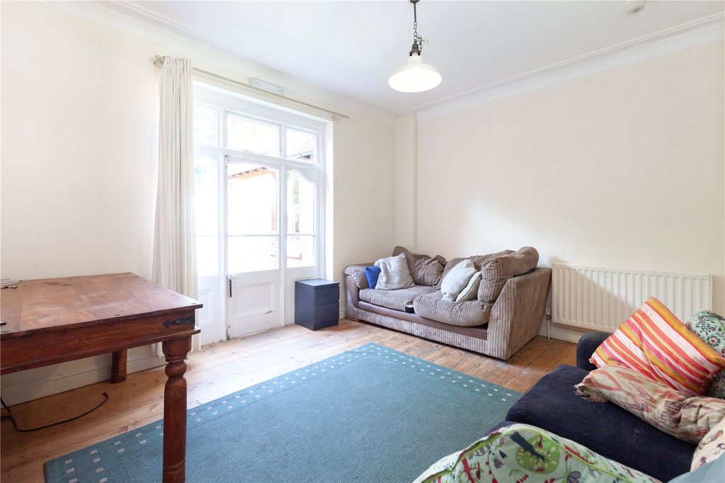 Property photo 3 of 10 Picture No. 19