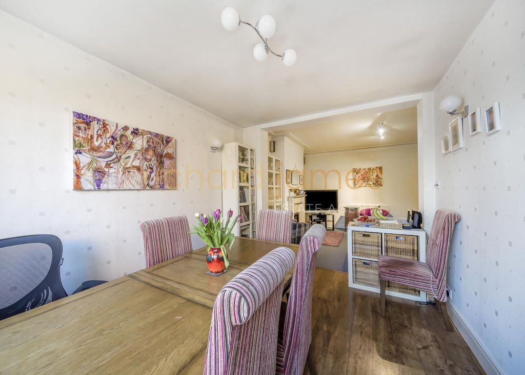 Property photo 3 of 20 64c82954-6c25-4Fe1-B7B3-F71E81A341B2.Jpg