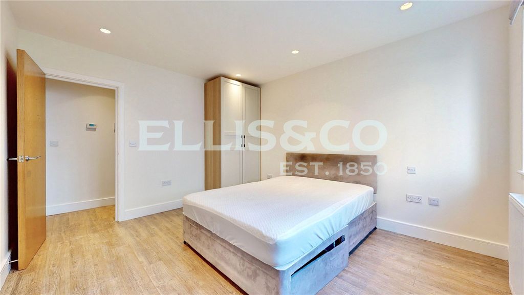 Property photo 1 of 13 Picture No. 17