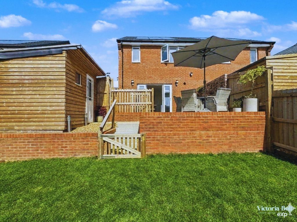 Property photo 3 of 14