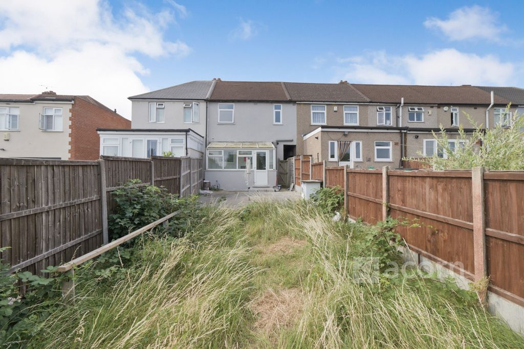 Property photo 2 of 14 Img_6640