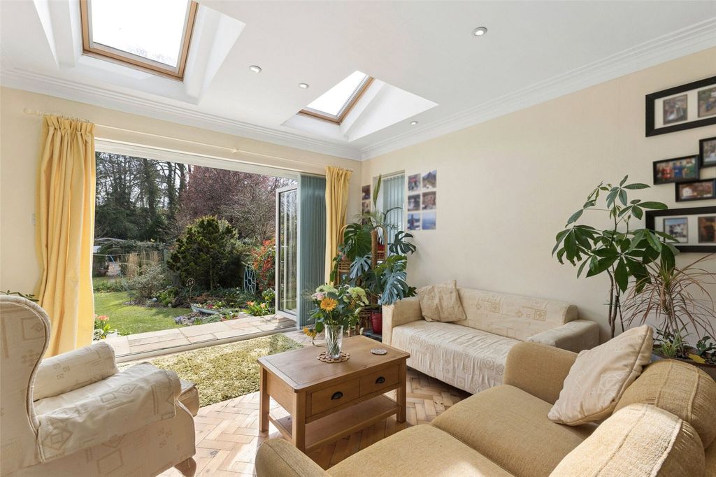 Property photo 3 of 23 Picture No. 04