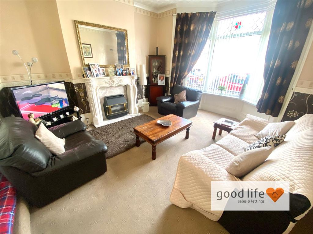 Property photo 2 of 18 20260428_152516537_Ios120Thelmastreet.Jpg