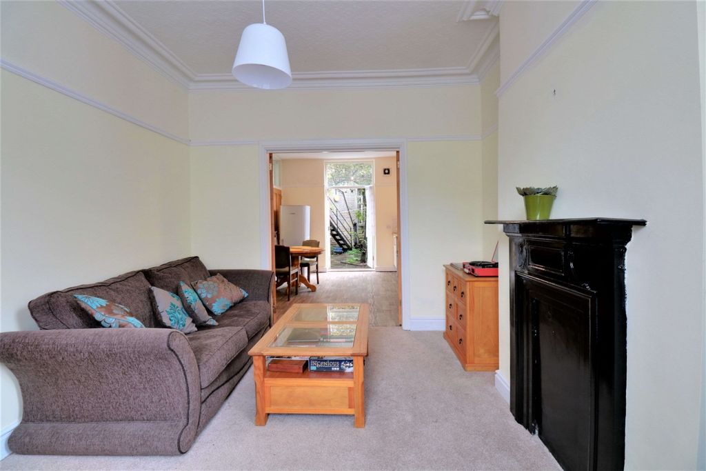 Property photo 2 of 22 Bh78Awqa2_644668_1048297466333352960