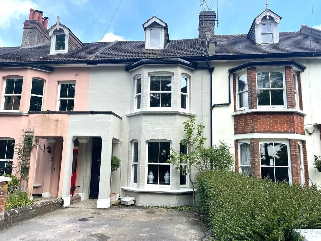 Property photo 1 of 19 Front 1.Jpg