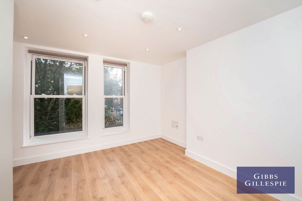 Property photo 3 of 10 Property Image