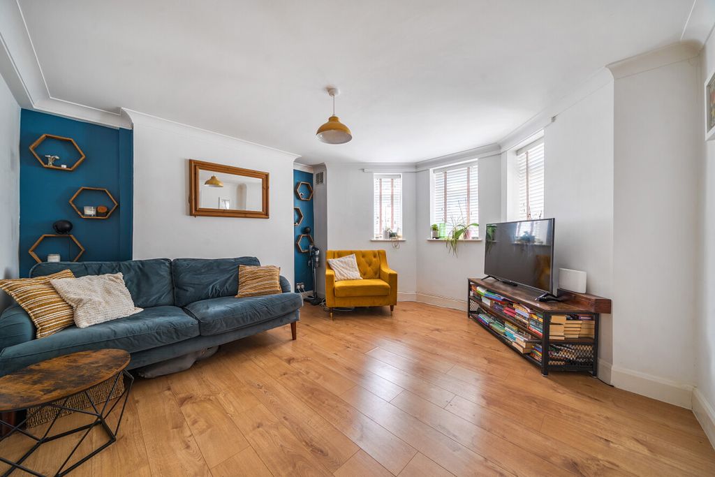Property photo 2 of 20 1494255-15-6A58B7...