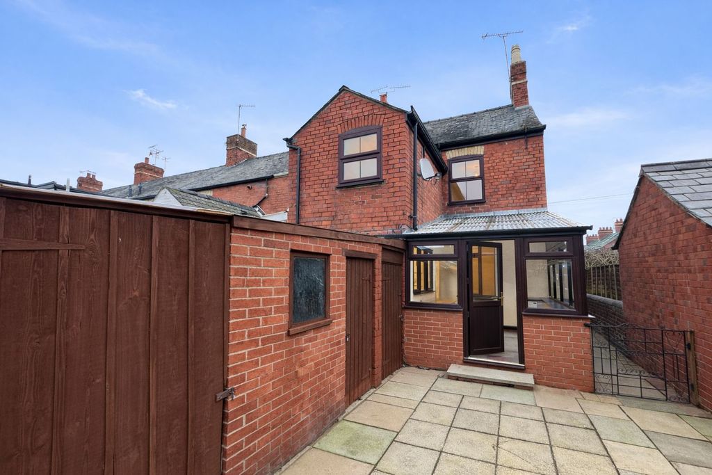 Property photo 2 of 19