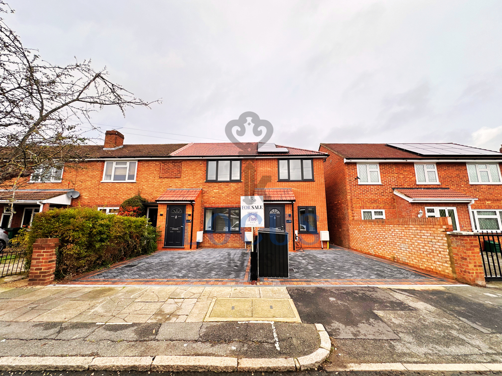 Property photo 2 of 18 Front View Of Property