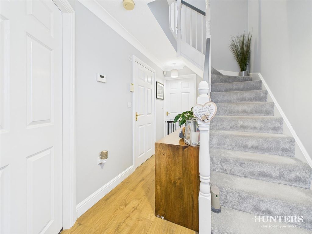 Property photo 2 of 26 Cam03792G0-Pr0342-Still001.Jpg