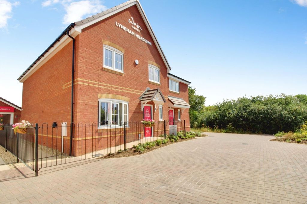Property photo 1 of 24