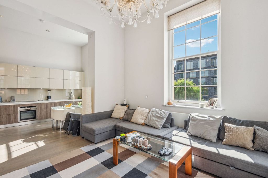 Property photo 2 of 7