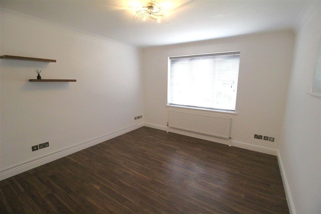 Property photo 3 of 12 Img_3718.Jpg