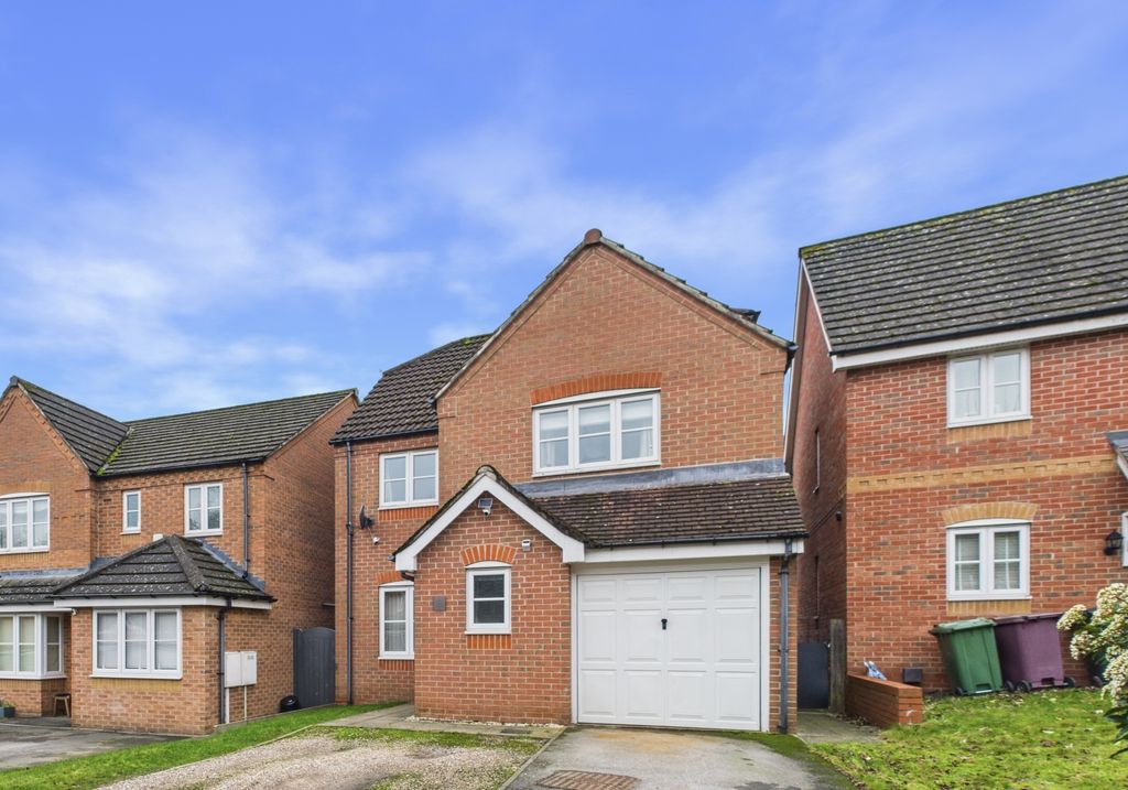 Property photo 1 of 22 Cam04789G0-Pr0026-Still024