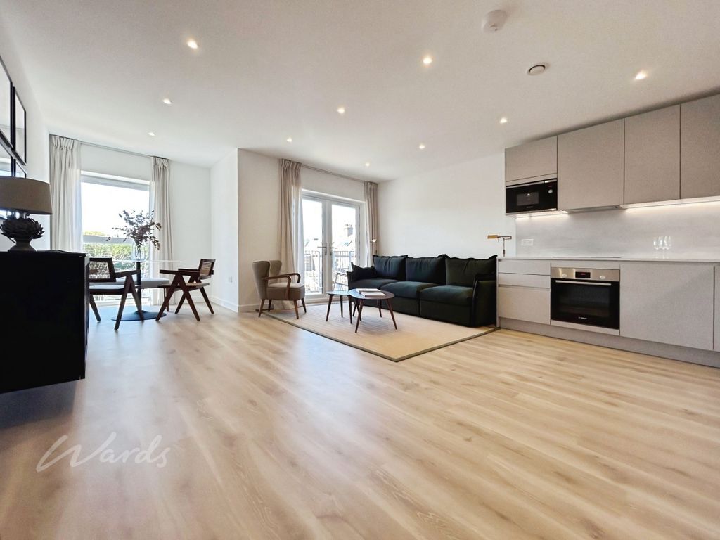 Property photo 2 of 11 Lounge