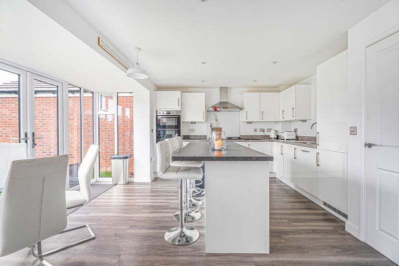 Property photo 3 of 24 Kitchen/Diner