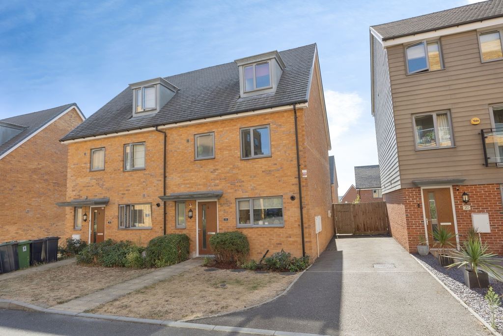 Property photo 2 of 19 Pbox-Img.Jpg