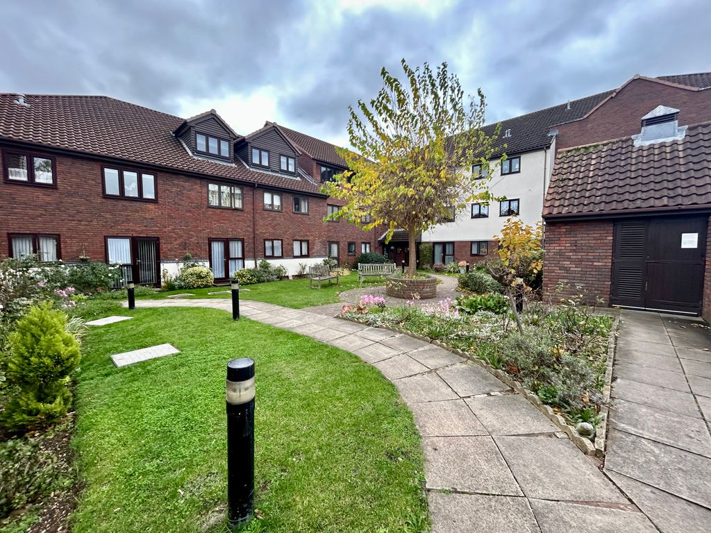 Property photo 1 of 14