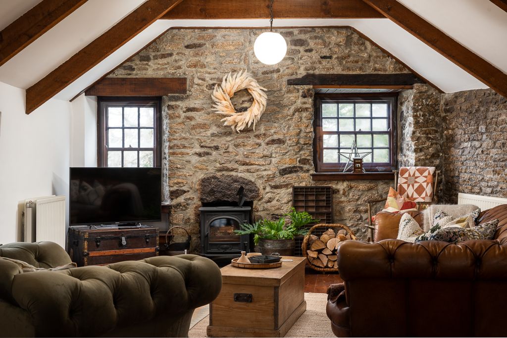 Property photo 2 of 29