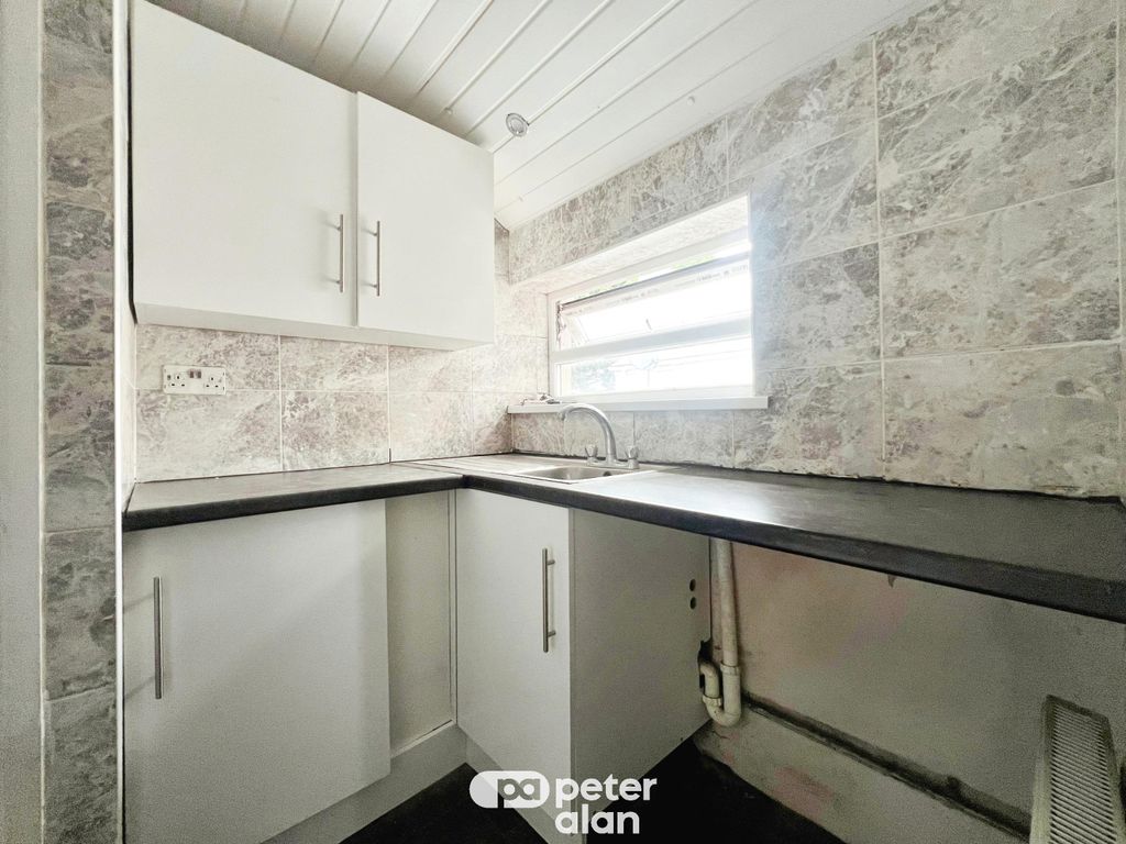 Property photo 2 of 8 Front