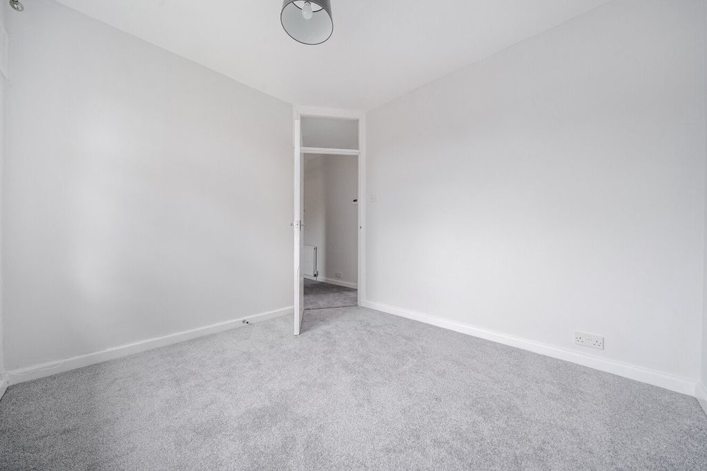 Property photo 3 of 11 Picture No. 04