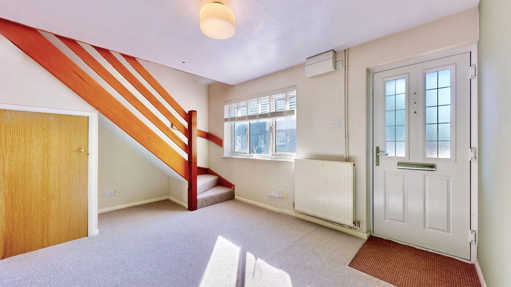 Property photo 2 of 18 Picture No. 04