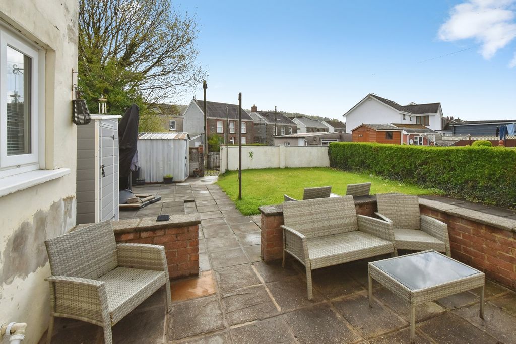 Property photo 2 of 17 Pbox-Img.Jpg