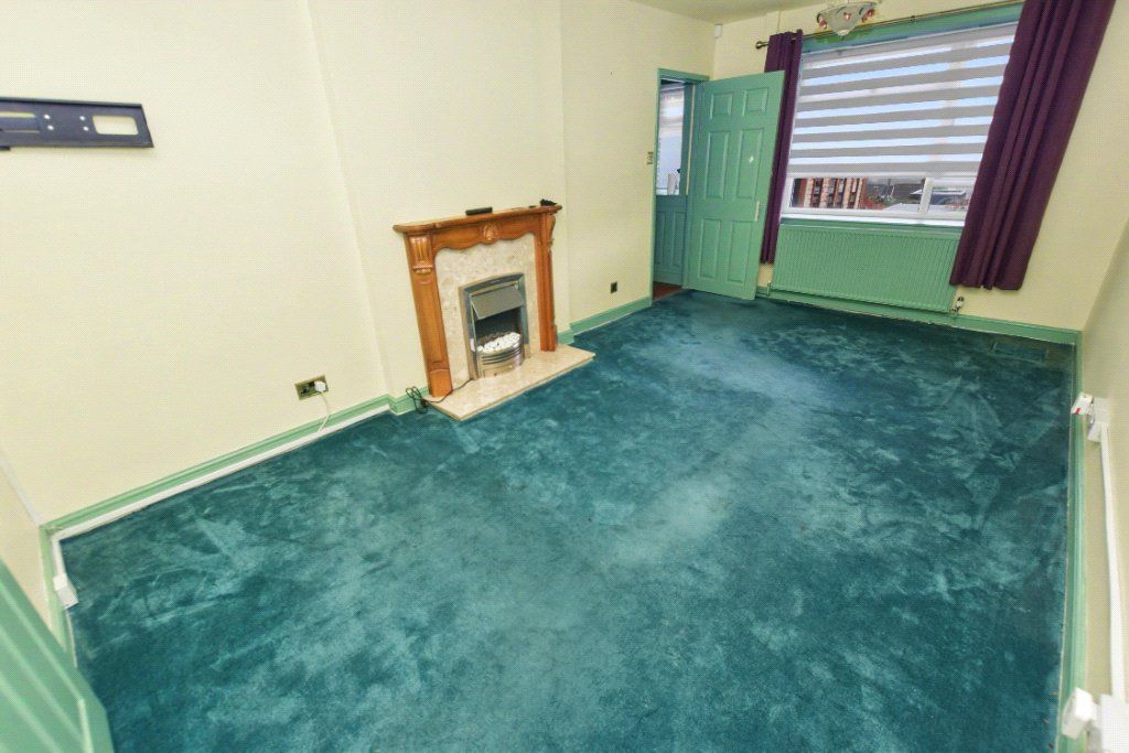 Property photo 2 of 16 Picture No. 12