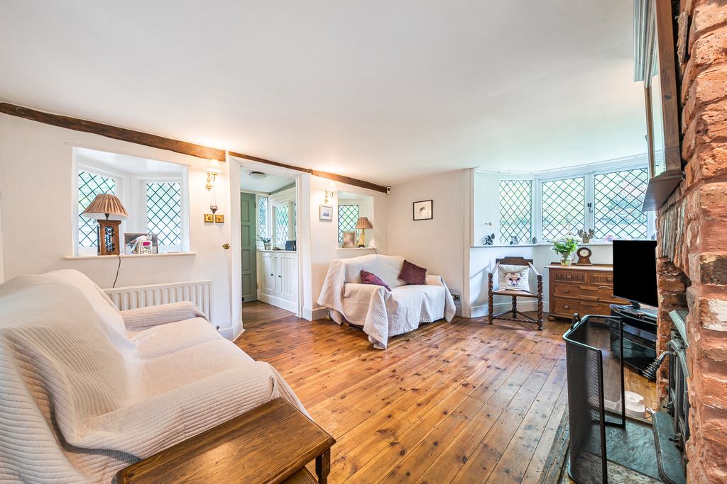 Property photo 3 of 20 Reception