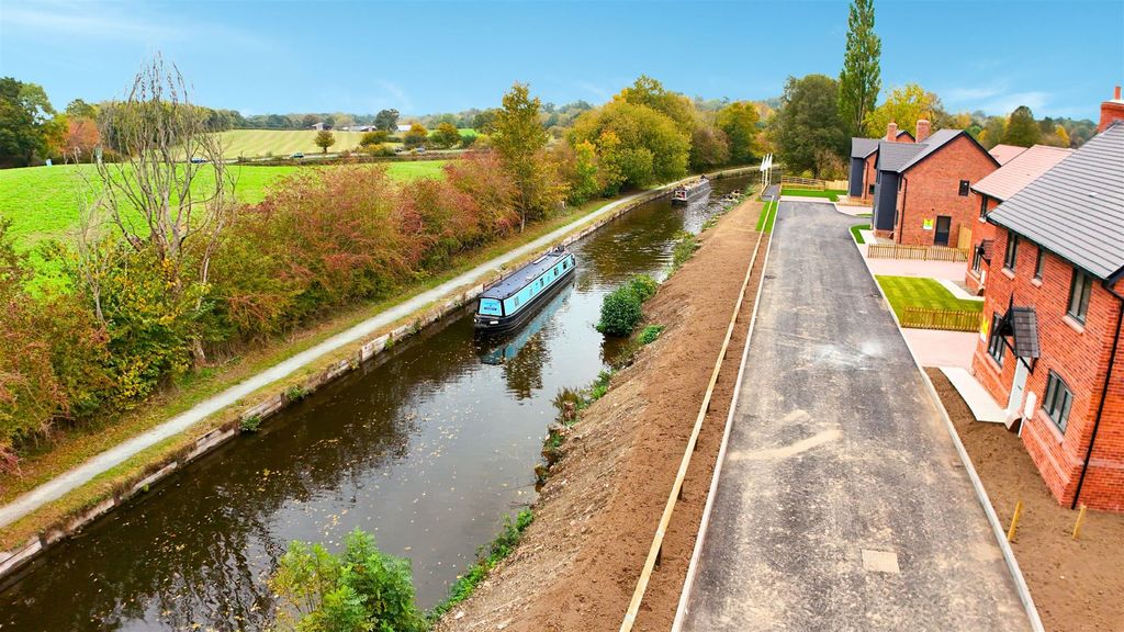 Property photo 2 of 14 5.Jpg