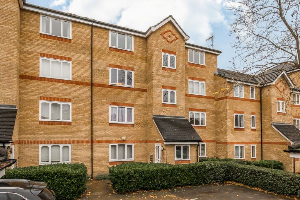 Property photo 1 of 1