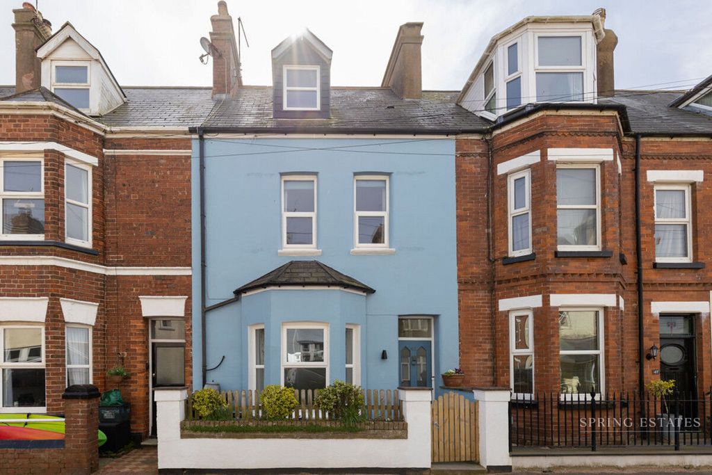 Property photo 1 of 29