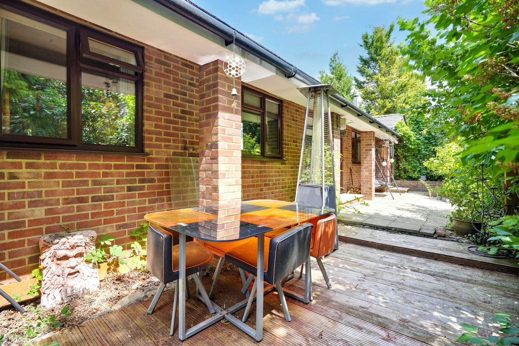 Property photo 3 of 18