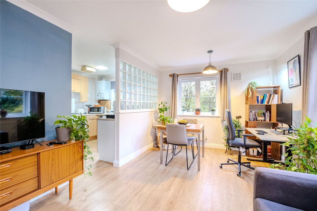 Property photo 1 of 8 Picture No. 09