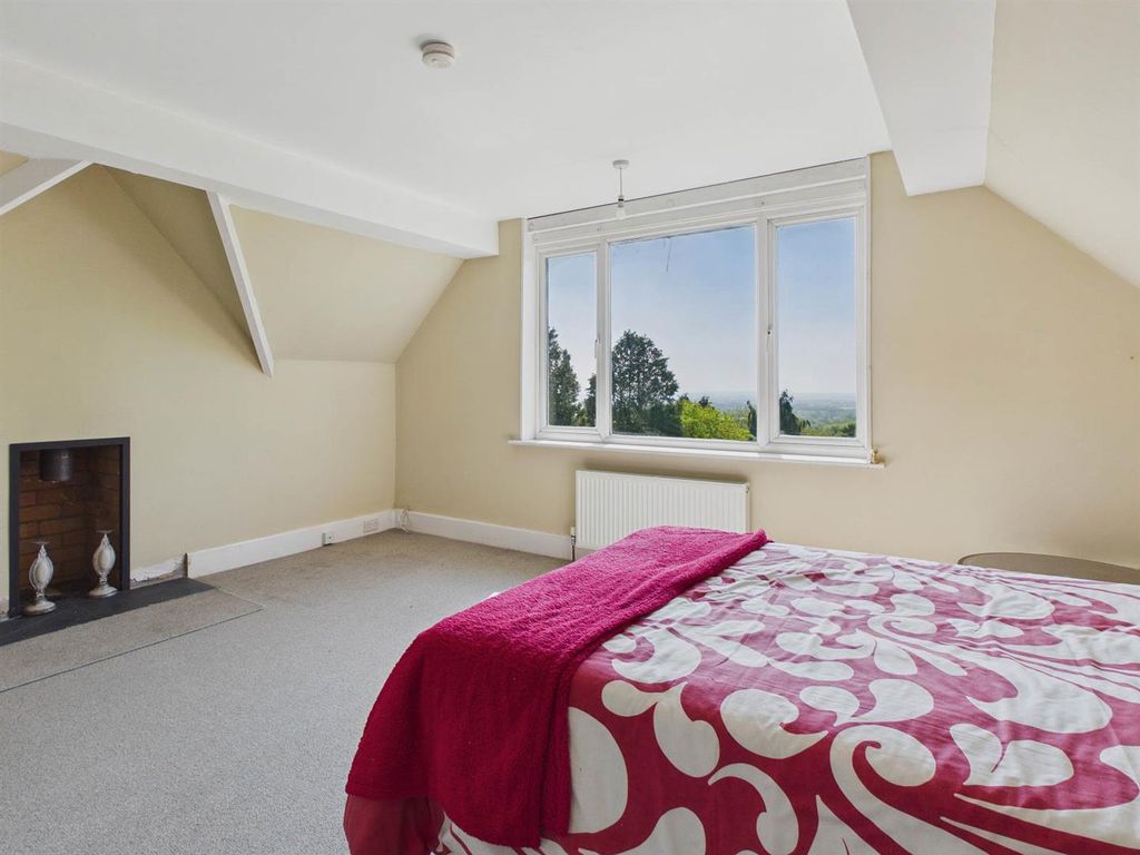 Additional image 15 of 8 bed detached house for salePeachfield Road, Malvern WR14