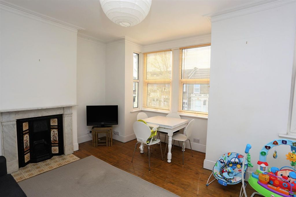 Property photo 2 of 10 2