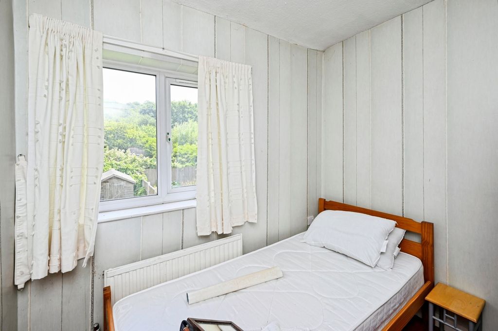 Property photo 3 of 15 Pbox-Img.Jpg