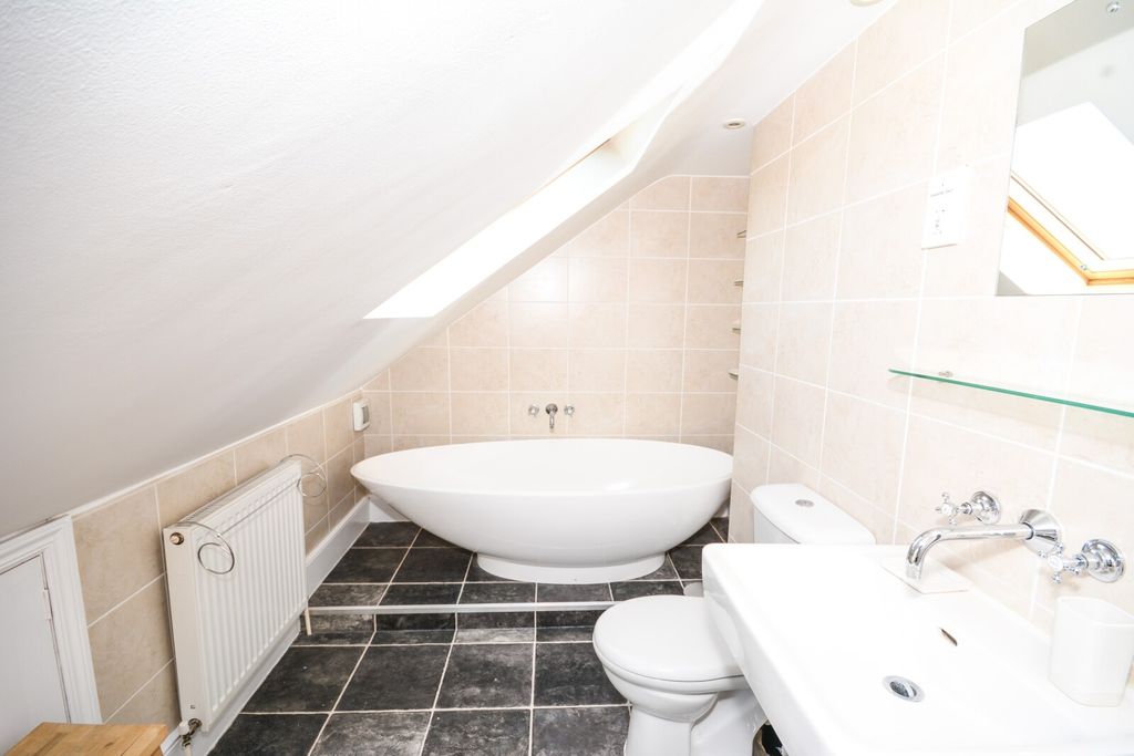 Property photo 2 of 10 Picture No. 09