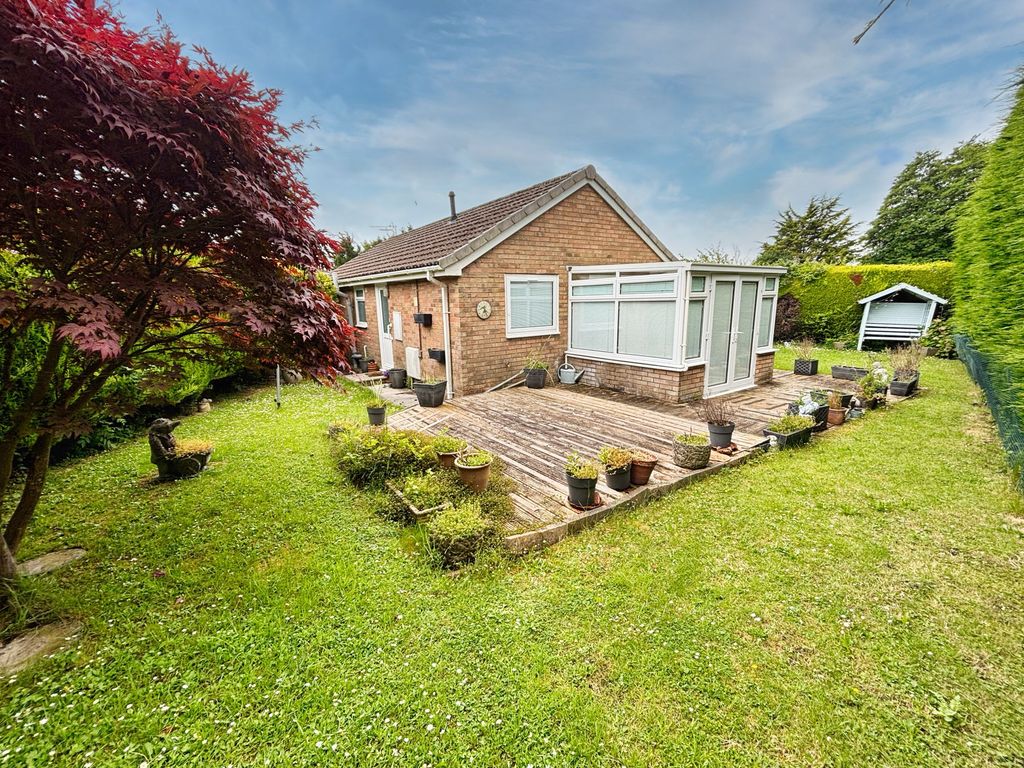 Property photo 2 of 14