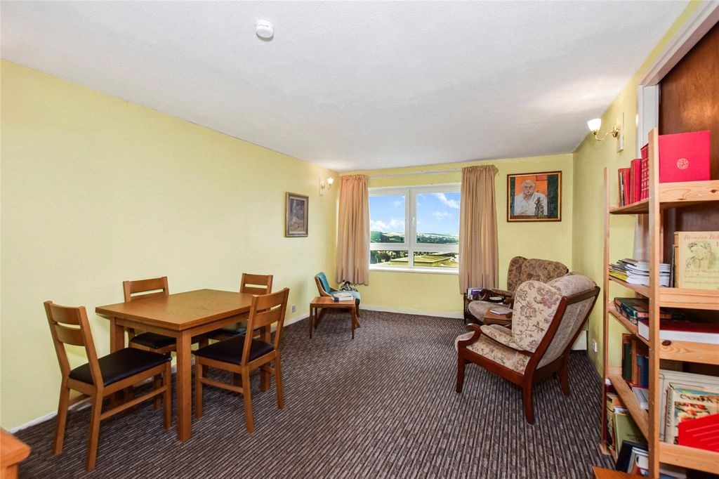 Property photo 2 of 16 Picture No. 04